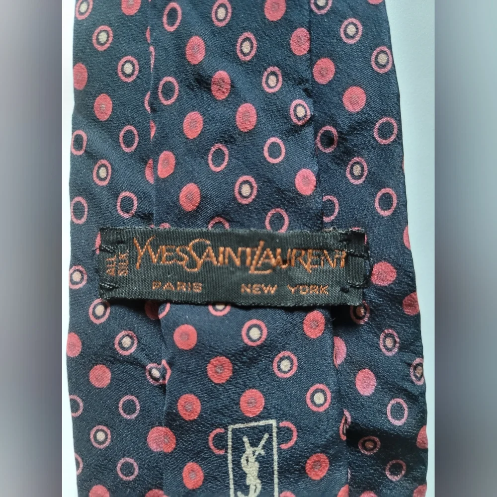 Vintage Yves Saint Laurent YSL Black Red Dot All Silk Classic Mens Neck Tie